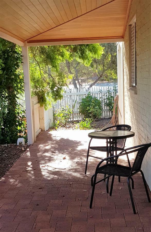 Tillbrook Cottage Perth Extérieur photo